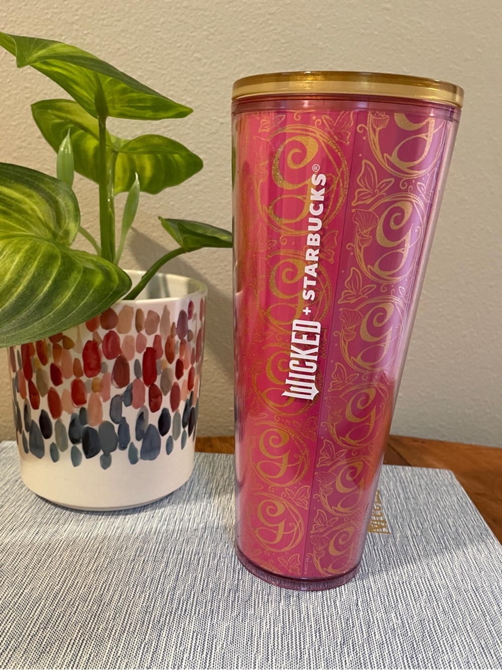 Starbucks x Wicked Glinda Pink Glitter Cold Cup Tumbler – 24oz Venti